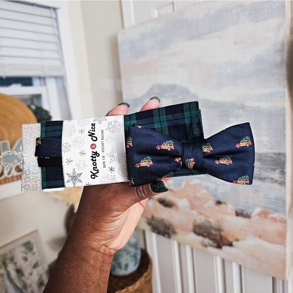 New Knotty & Nice Pre-tied Sedan Carrying Xmas Tree Neck Tie W. Matching Pocket - Picture 5 of 11